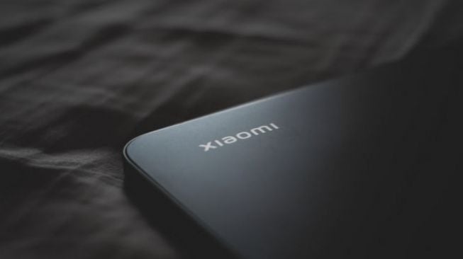 Xiaomi 14 Ultra Bakal Menghadirkan Kamera dalam di Bawah Layar