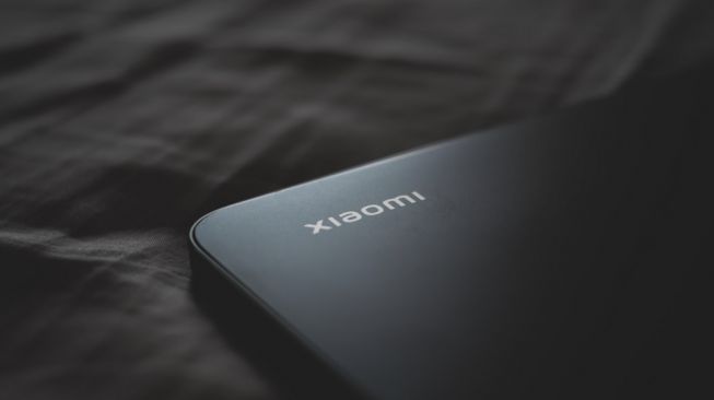 Bocoran Fitur Xiaomi 14 Ultra Beredar, Bawa Kamera Bawah Layar?