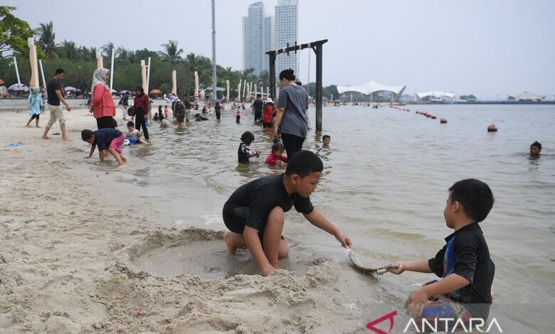 Survei: Berlibur ke luar kota lebih besar lanjut diminati ketimbang “staycation”